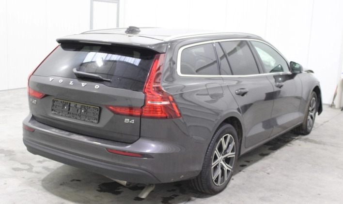 Volvo V60 cena 59900 przebieg: 20500, rok produkcji 2023 z Wrocław małe 781